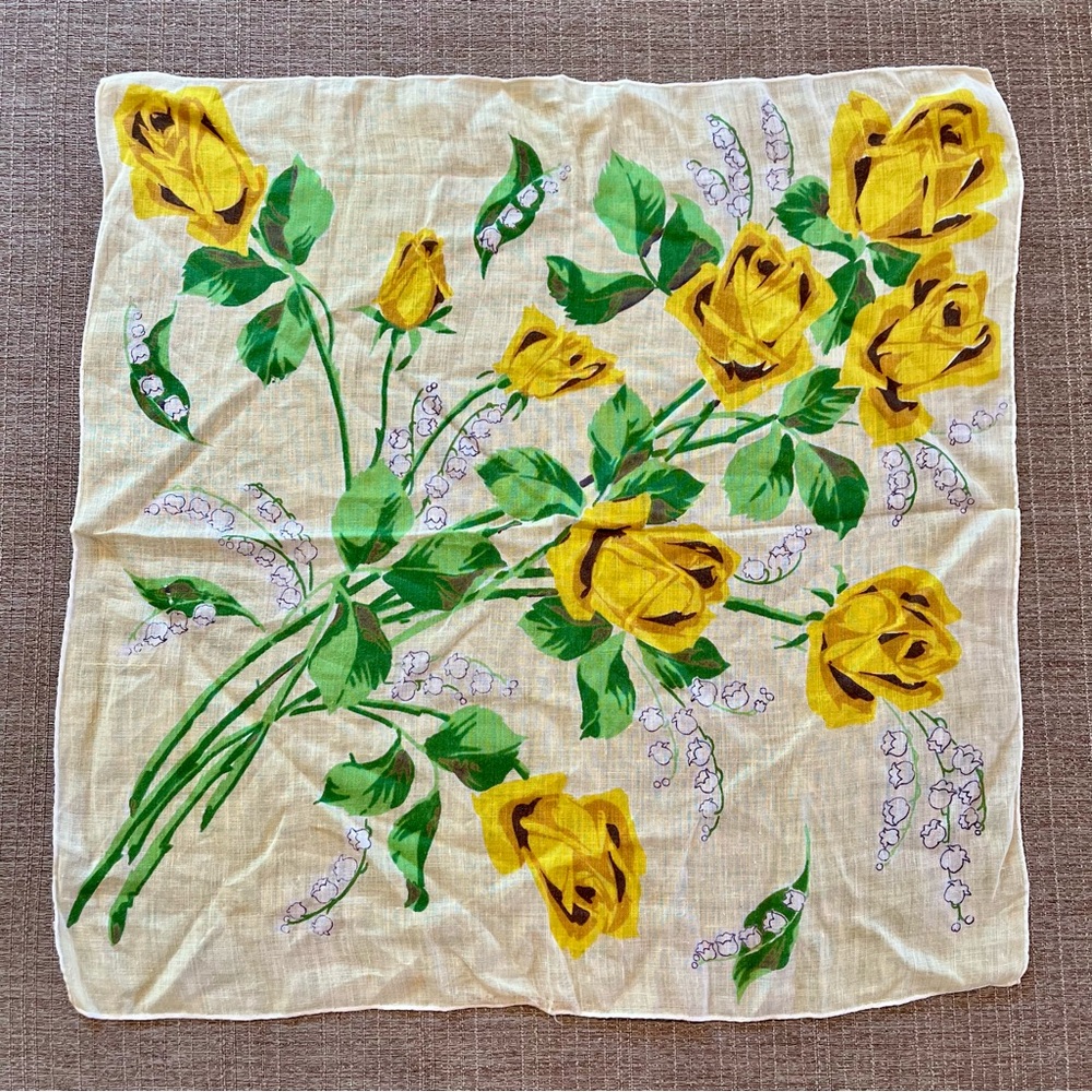 Vintage Handkerchief Bundle - Picture 5 of 7